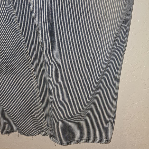 Vtg Round House Hickory Striped Bib Overalls Engineer Tagged 54 waist 28 inseam - Picture 4 of 12